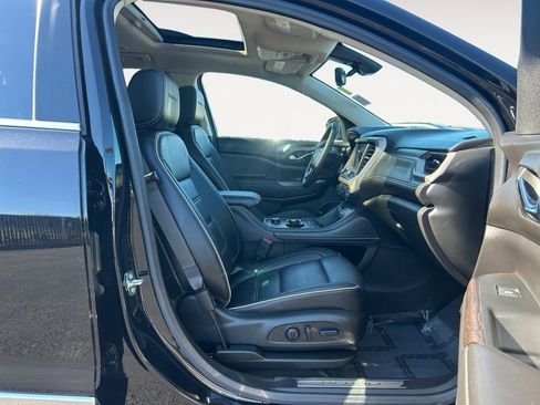 Used 2023 GMC Acadia Denali w/ Black Diamond Edition AWD/4WD image 11