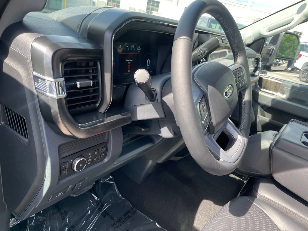 New 2026 Ford F350 Lariat AWD/4WD image 11