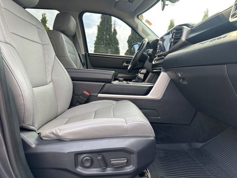 Used 2024 Toyota Tundra SR5 w/ SR5 Premium Package image 32