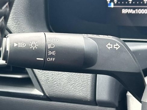 New 2026 Nissan Sentra SV w/ SV Convenience Package FWD image 29