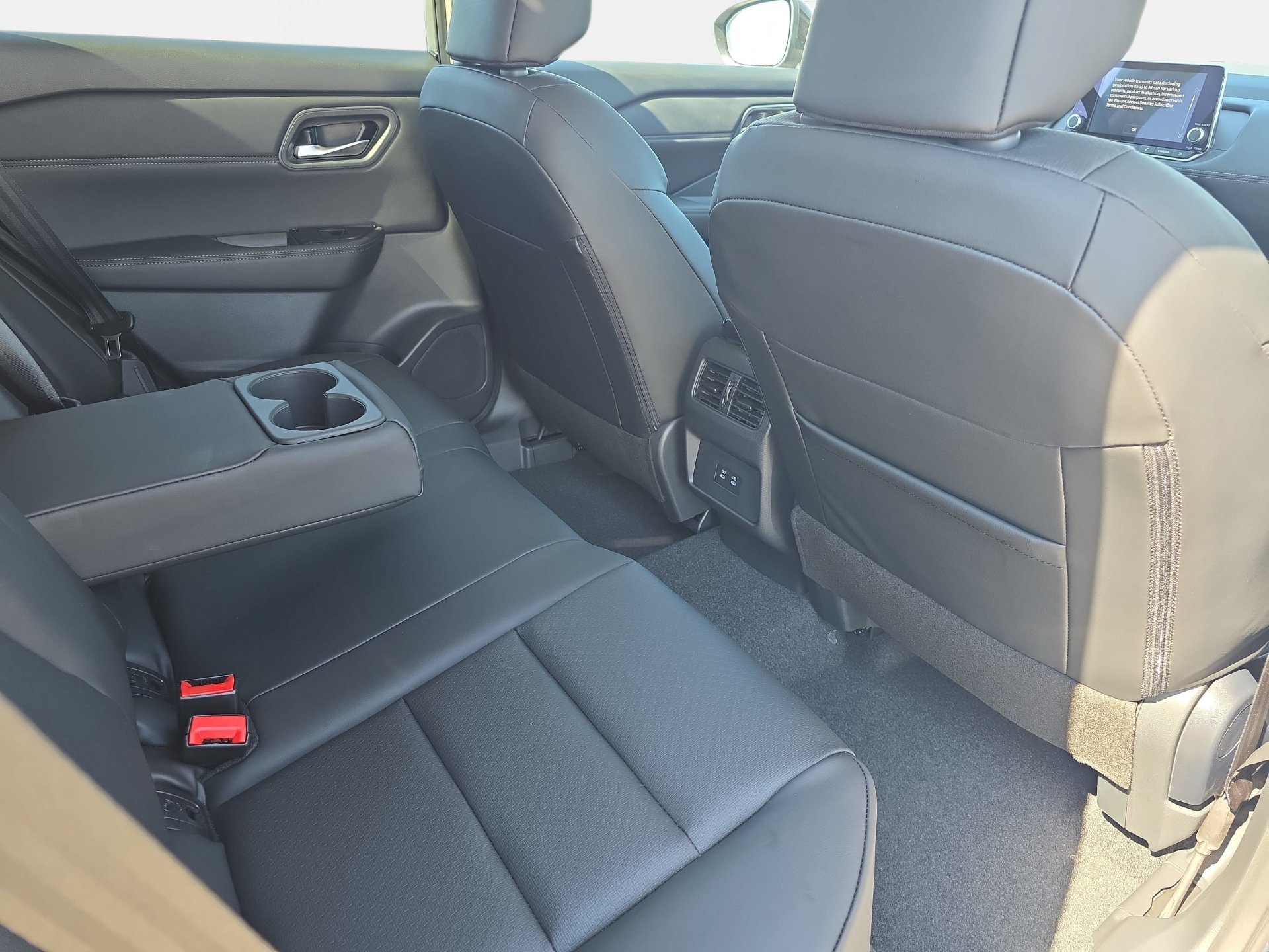New 2026 Nissan Rogue Dark Armor AWD/4WD image 11