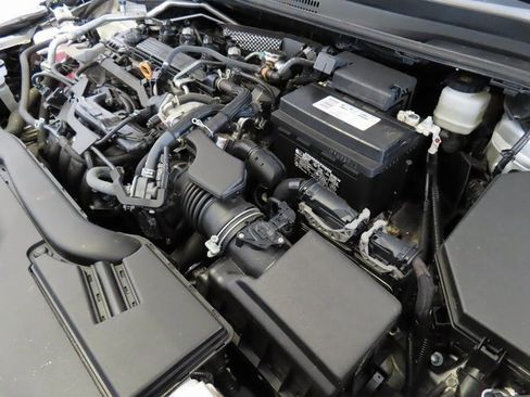 Used 2024 Toyota Corolla LE image 32