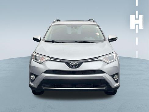 Used 2018 Toyota RAV4 XLE w/ Plus Extra Value Package AWD/4WD image 2