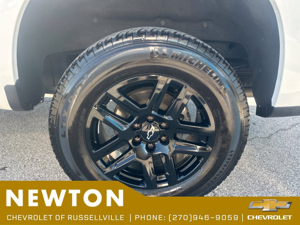 Used 2022 Chevrolet Silverado 1500 RST AWD/4WD image 43