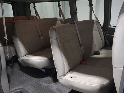 Used 2023 Chevrolet Express 3500 LS image 15