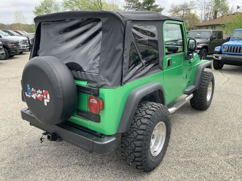 Used 2005 Jeep Wrangler X image 9