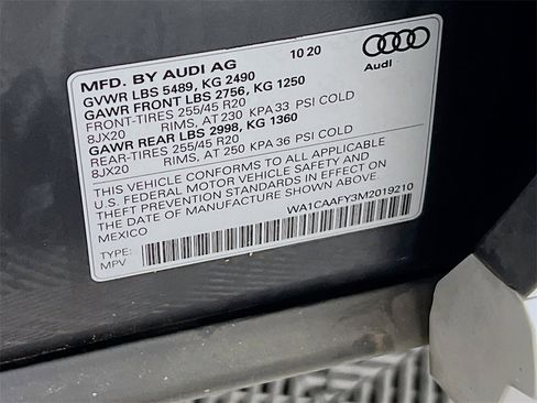 Used 2021 Audi Q5 Prestige w/ Prestige Package image 32