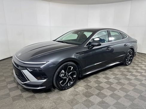 Certified 2025 Hyundai Sonata SEL image 35