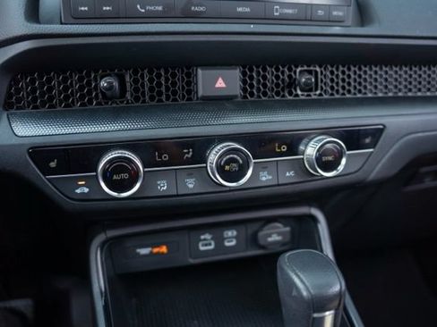 Used 2025 Honda CR-V EX image 23