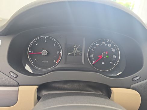 Used 2014 Volkswagen Jetta TDI FWD image 17