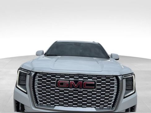 Certified 2023 GMC Yukon Denali w/ Max Trailering Package AWD/4WD image 13