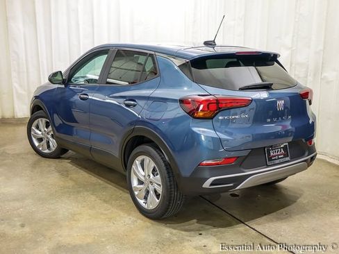 Certified 2024 Buick Encore GX Preferred w/ Comfort Package FWD image 9