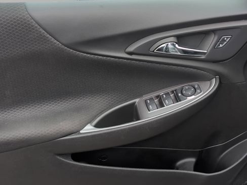 Used 2025 Chevrolet Malibu LT image 13