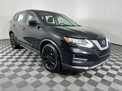 Used 2020 Nissan Rogue S FWD image 3