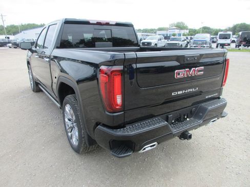 New 2026 GMC Sierra 1500 Denali AWD/4WD image 7