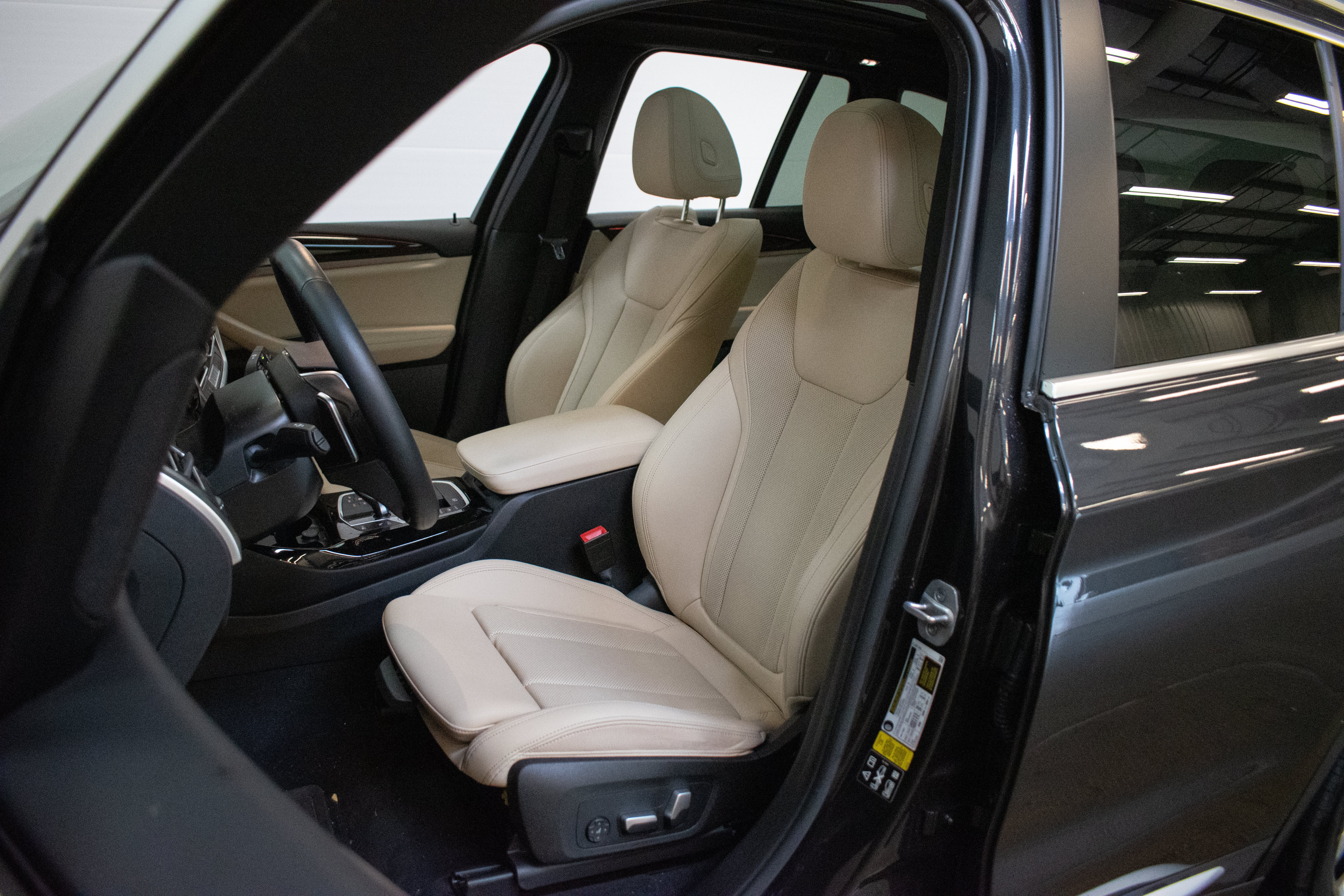 Used 2023 BMW X3 xDrive30i w/ Premium Package AWD/4WD image 20
