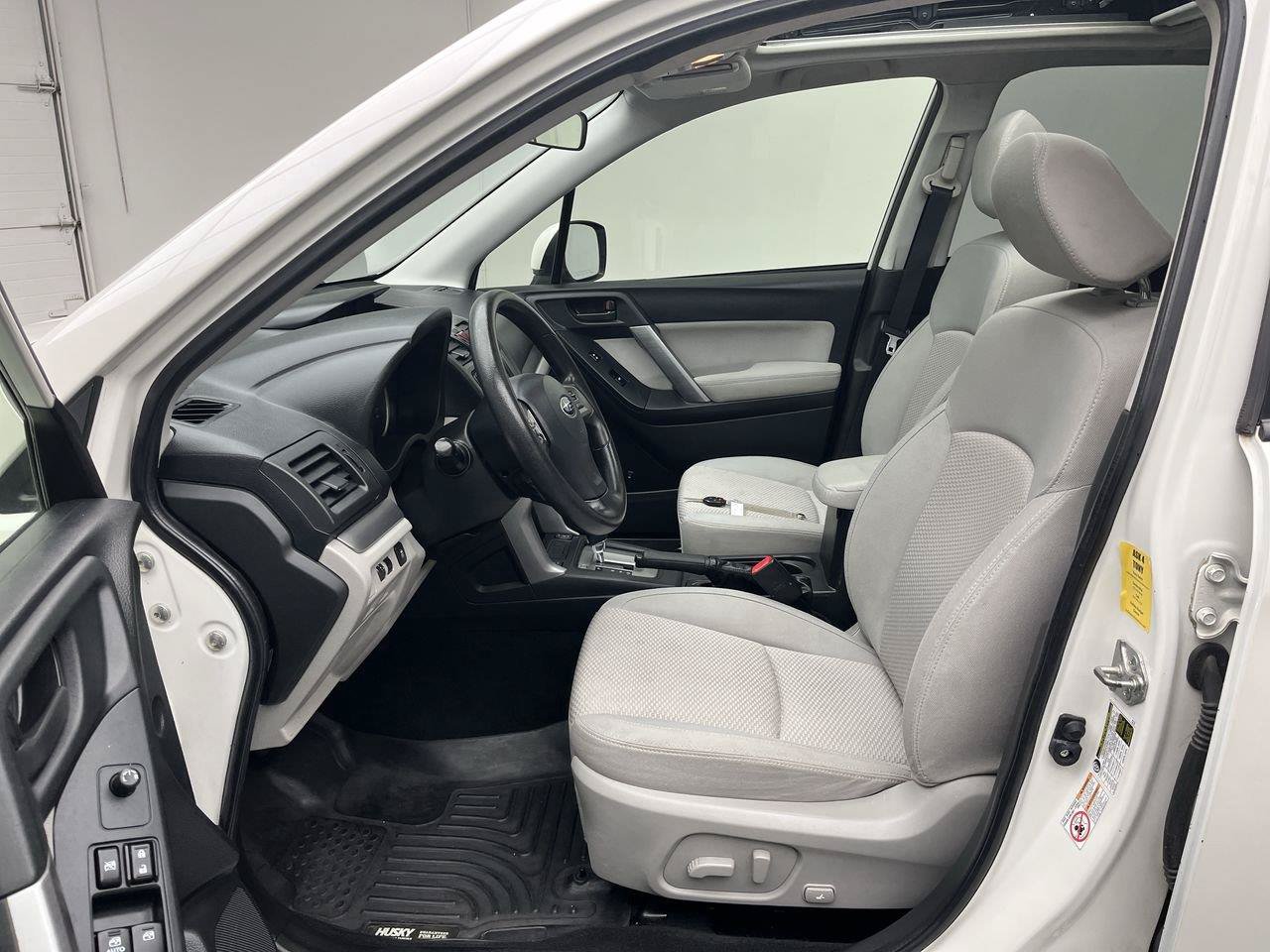 Used 2014 Subaru Forester 2.5i Premium AWD/4WD image 3