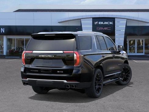 New 2026 GMC Yukon Denali w/ Denali Reserve Package image 4