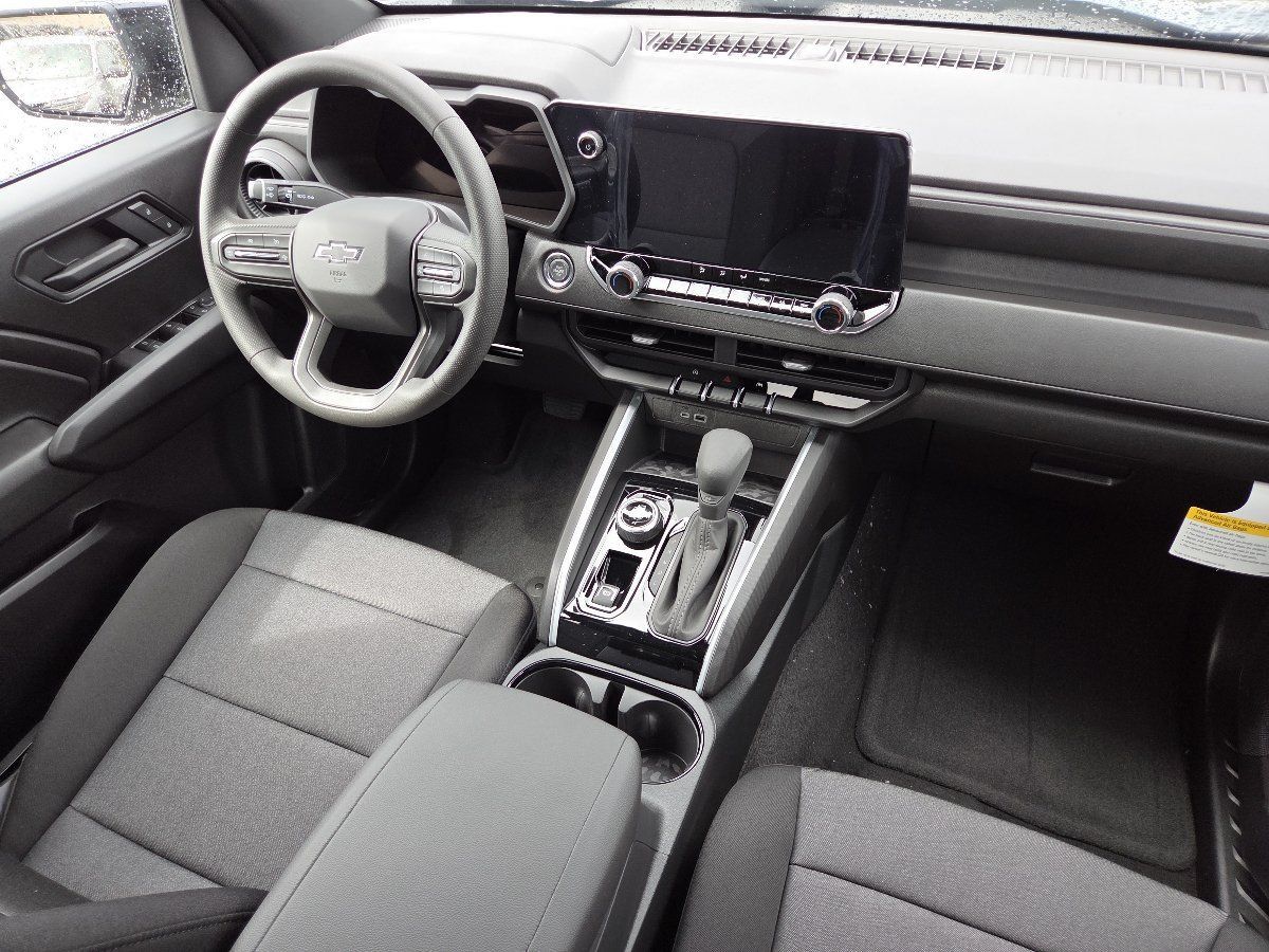 New 2026 Chevrolet Colorado Trail Boss AWD/4WD image 25