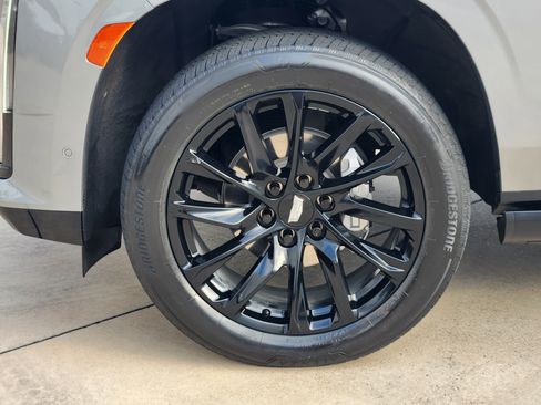 Used 2023 Cadillac Escalade Sport w/ LPO, ONYX Package RWD image 9