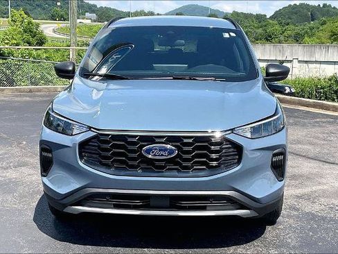 Certified 2025 Ford Escape ST-Line w/ Equipment Group 301A FWD image 3