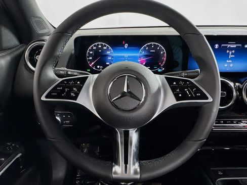 New 2026 Mercedes-Benz GLB 250 image 17