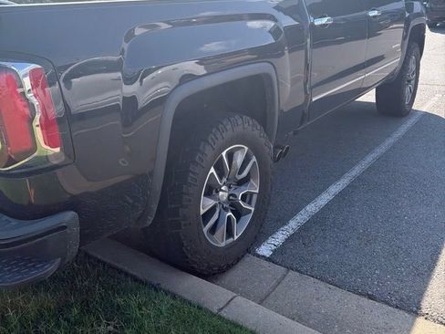 Used 2017 GMC Sierra 1500 Denali w/ Denali Ultimate Package AWD/4WD image 6