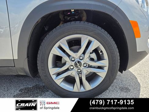 Used 2023 Kia Seltos S w/ Navigation Package FWD image 30