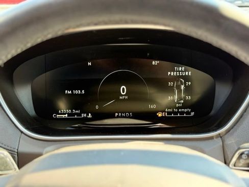 Used 2019 Lincoln Nautilus Reserve w/ Driver Assistance Package FWD image 11