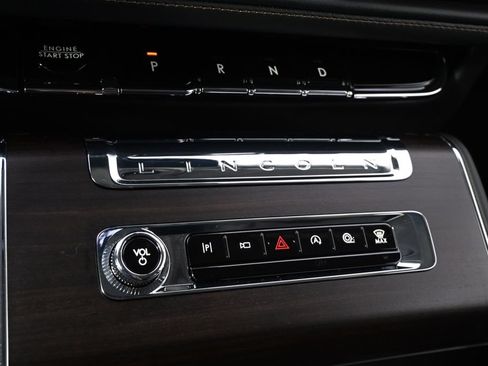 New 2026 Lincoln Aviator Reserve w/ Jet Appearance Package AWD/4WD image 33