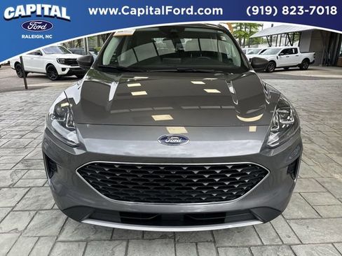 Certified 2022 Ford Escape SE w/ Convenience Package FWD image 10