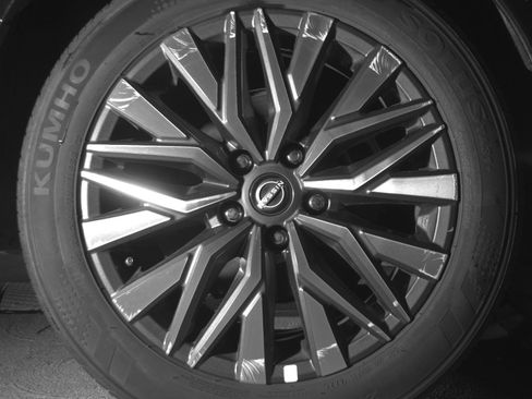 Used 2025 Nissan Altima 2.5 SV image 15