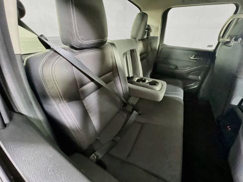 Used 2023 Nissan Frontier SV w/ Technology Package AWD/4WD image 24