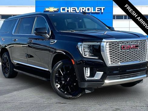 Used 2023 GMC Yukon XL Denali AWD/4WD image 1