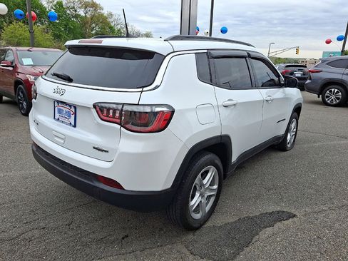 Used 2023 Jeep Compass Latitude w/ Sun and Sound Group AWD/4WD image 23