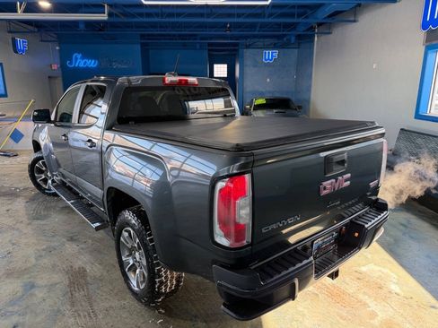 Used 2015 GMC Canyon SLE AWD/4WD image 4