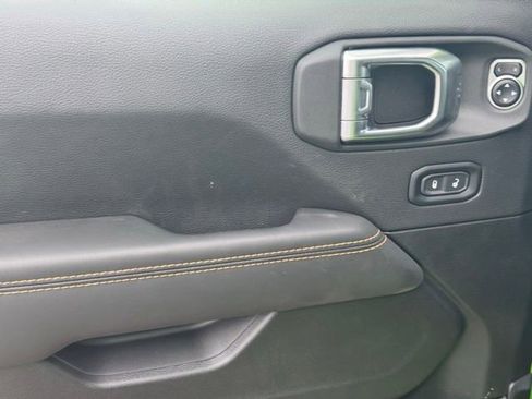 New 2025 Jeep Wrangler Unlimited Rubicon 392 image 9