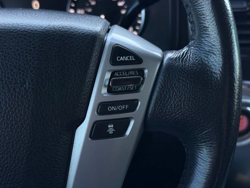 Used 2020 Nissan Titan SV w/ SV Convenience Package image 31