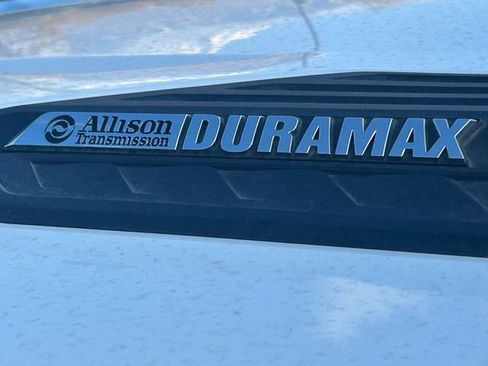Used 2024 Chevrolet Silverado 3500 LT AWD/4WD image 14