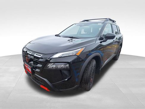 New 2026 Nissan Rogue SV AWD/4WD image 3