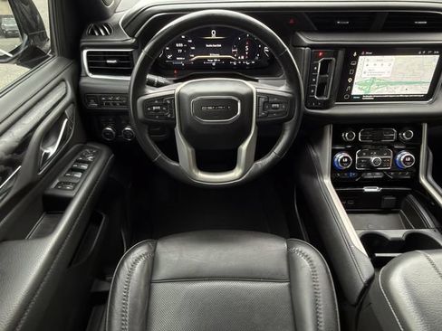 Certified 2022 GMC Yukon XL Denali AWD/4WD image 15