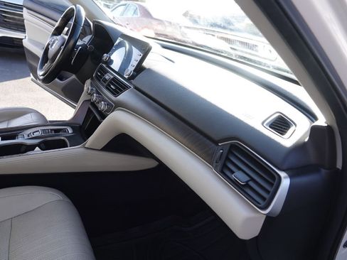 Used 2018 Honda Accord EX-L image 30