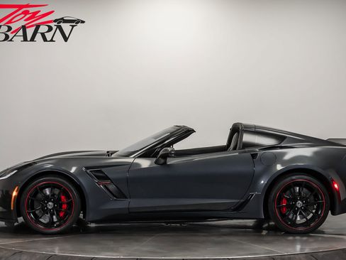 Used 2018 Chevrolet Corvette Grand Sport image 2