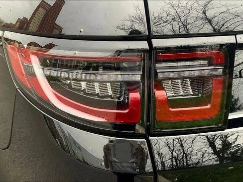 New 2026 Land Rover Discovery Sport Landmark image 14