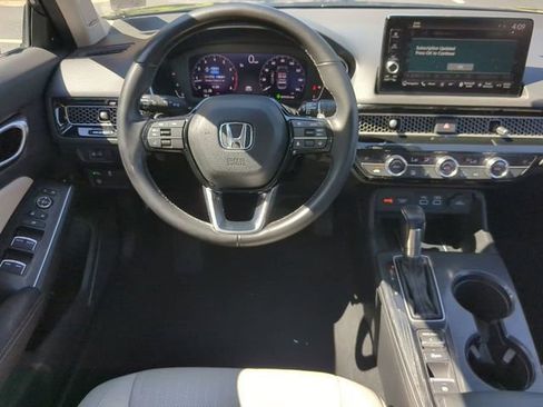 Certified 2022 Honda Civic Touring image 14