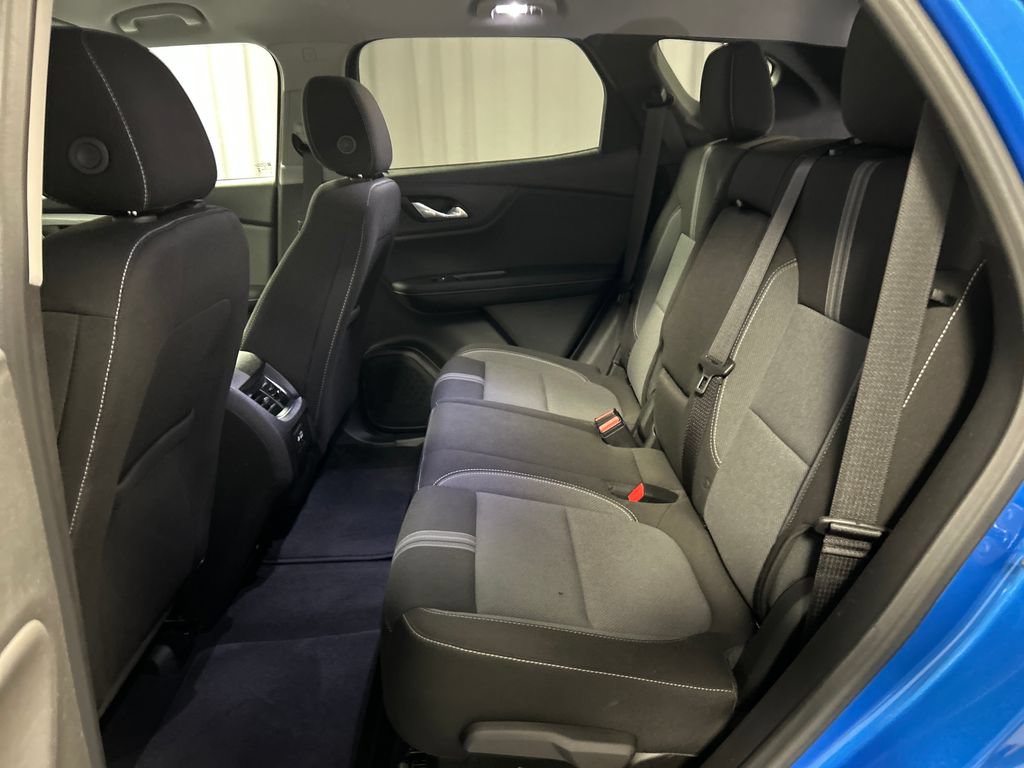 Used 2024 Chevrolet Blazer LT w/ Convenience Package FWD image 23