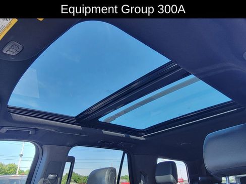 Used 2018 Ford Expedition Limited AWD/4WD image 31
