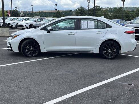 Used 2023 Toyota Corolla XSE FWD image 6