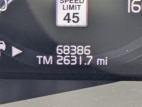 Used 2022 Volvo XC90 T8 Inscription w/ Advanced Package image 32