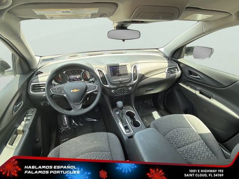 Used 2024 Chevrolet Equinox LT FWD image 24